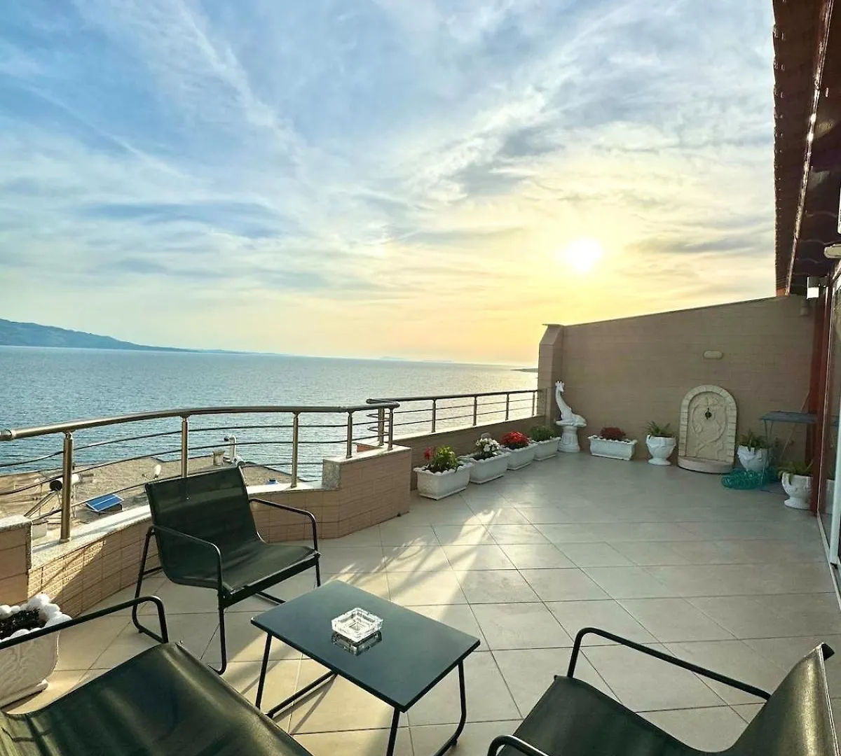 Alor Apartment 1 Saranda 0*,  Arnavutluk