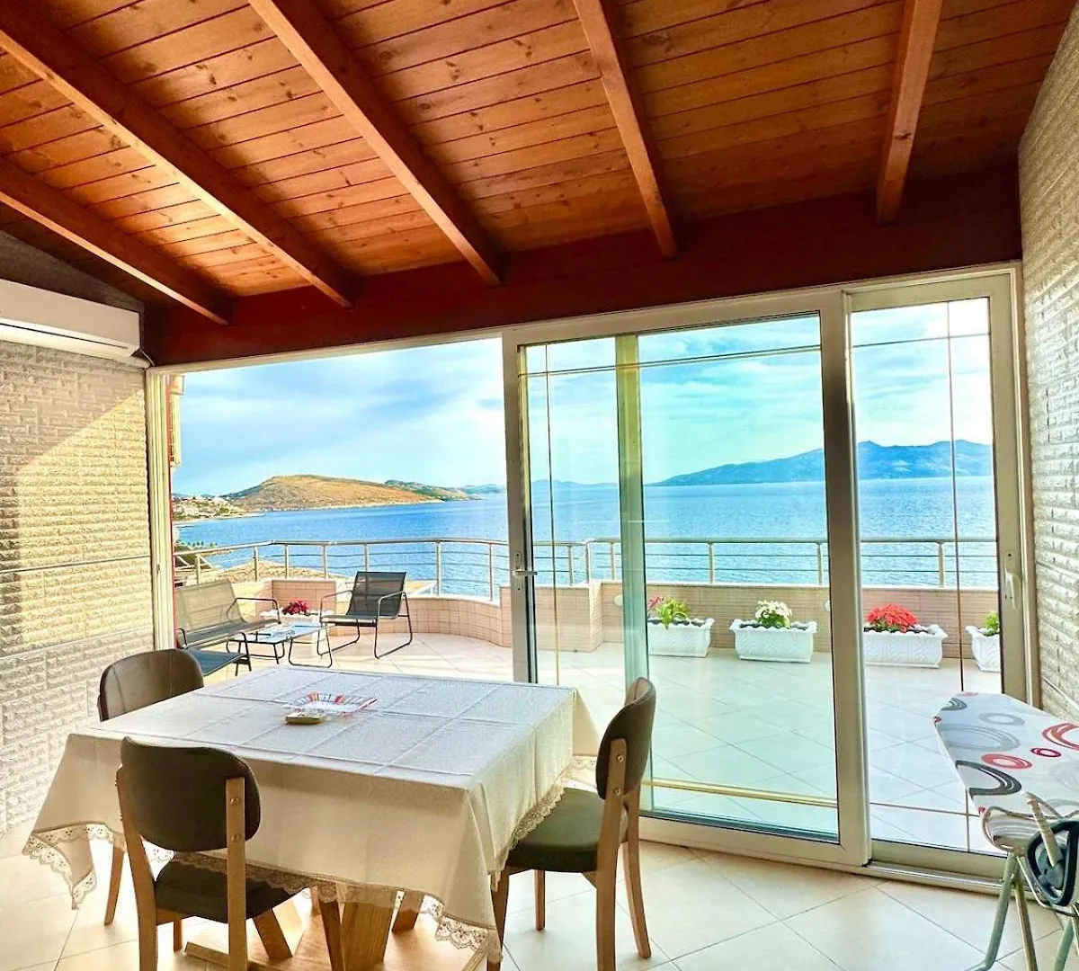 Alor Apartment 1 Saranda Arnavutluk